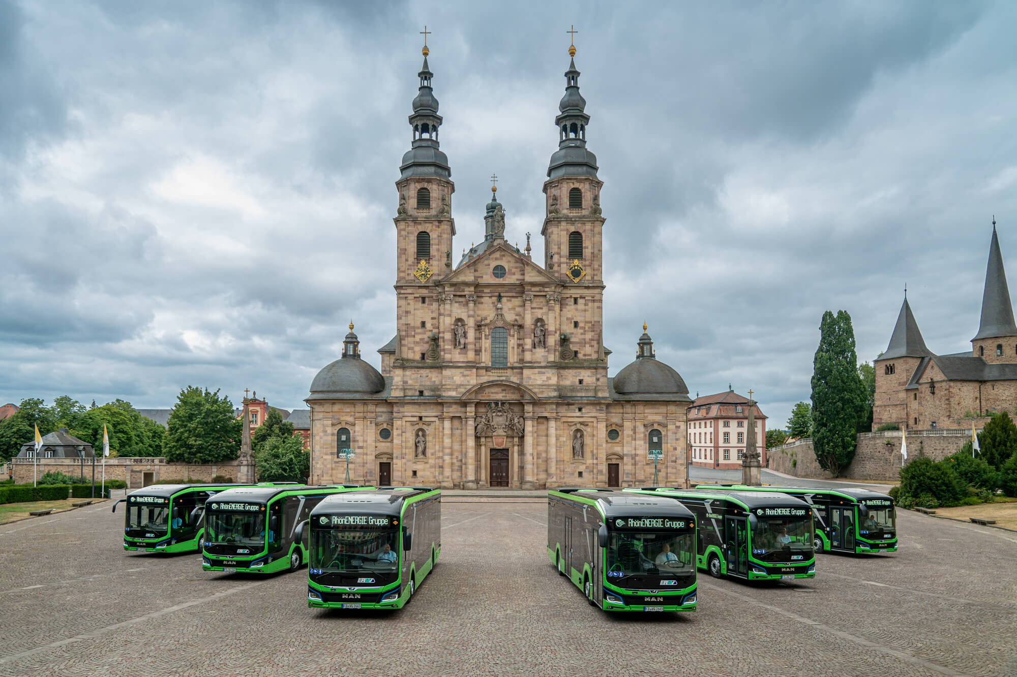 Imagefotos der neuen E-Busse für RhönEnergie